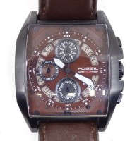 Auktion 500011 / Los  <br>Chronograph Fossil, Quartz, in OVP mit Anleitung, Gehäuse: 4,2 x 4 cm, leichte Tragespuren, läuft