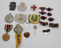 Los 7020 <br>Konvolut div. Abzeichen, 1. u. 2. WK