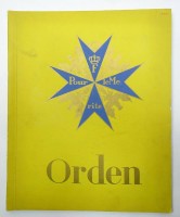 Sammelalbum "Orden. Eine Sammlung der bekannten deutschen Orden und Auszeichnungen", Waldorf-Astoria GmbH München, vollständig, leichte Altersspuren