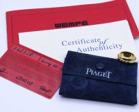 Auktion 337 / Los 1005 <br>"Piaget", Goldring mit 3 Diamanten zus. 0,09ct., GG 750/000, anbei Zertifikat, 18,2g., RG 51/52