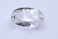 Auktion 337 / Los 1020 <br>klarer Bergkristall, 85ct., oval facc. 35,4x21,2x16,7mm