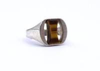 Auktion 337 / Los 1041 <br>Ring mit Tigerauge, Silber 925/000, 6,0g., RG 51/52