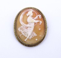 Auktion 337 / Los 1053 <br>Muschelkamee um 1900, Metallfassung,  4,3 x 3,6cm