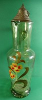 Auktion 337 / Los 10000 <br>hoher Jugendstil-Weinkrug mit Zinndeckel, floral bemalt, berieben, H-38 cm
