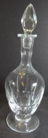 Auktion 337 / Los 10060 <br>hohe Kristall-Karaffe auf Stand, Olivenschliff, H-30 cm