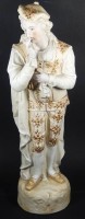 Los 8000 <br>hohe Bisquitporzellan-Figur eines Jünglinges, bemalt, kl. Finger abgebrochen, H-41 cm