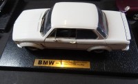 Los  <br>Automodell BMW 2002 Turbo 1:18