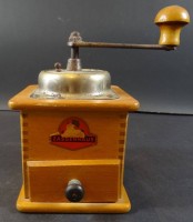 Auktion 338 / Los 16016 <br>Kaffeemühle "Zassenhaus", H-20 cm,