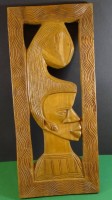 Auktion 338 / Los 15057 <br>afrikan. Holzschnitzerei, H-50 cm, B-22 cm