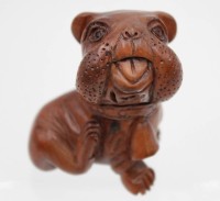 Auktion 338 / Los 15534 <br>Buchsbaum-Netsuke, Japan, Hund, älter, H-5,8cm.