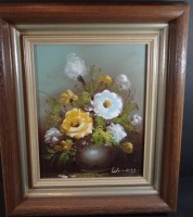 Auktion 338 / Los 4029 <br>Womberg "Blumen in Vase" Öl/Leinen, gerahmt, RG 44,5x39 cm