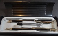 Los  <br>Schreibset in Etui, kein Hersteller?