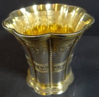 Auktion 338 / Los 11038 <br>Margaretenbecher von Albing, Denmark, Silber-925-, tw. vergoldet, gut erhalten, H-8 cm, 137 gr.