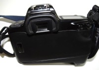 Auktion 339 / Los 16019 <br>Canon EOS 1000F Spiegelreflexkamera m it Canon Zoom Objektiv 35-80, 1:4-5.6 mit Griffverlängerung  Canon GR-70, guter Zustand
