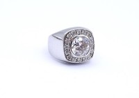 Auktion 342 / Los 1049 <br>925er Silber Ring mit rund facc. klaren Steinen, 8,3g., RG 57