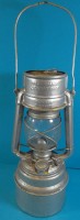 Auktion 339 / Los 16021 <br>Petroleumlampe "Feuerhand Sturmkappe"
