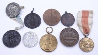 Konvolut Medaillen, Andenkenmedaille Kaiser Wilhelm I, In eiserner Zeit 1916, 1814 Freiw.Vaterlanddsmedaille, etc.