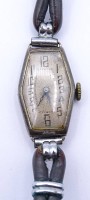 Auktion 339 / Los 2149 <br>Damen Armbanduhr, Silbergehäuse 800/000, mechanisch, Werk läuft