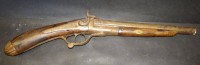 Auktion 339 / Los 7032 <br>Steinschloss-Pistole, Lauf schwer lesbar beschriftet, L-52 cm, wohl Ende 18.Jhd.,Alters-u. Gebrauchsspuren