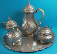 Auktion 364<br>4 tg. Zinn-Kaffeeset, Dresdner Barock, nicht ganz passen, H-22 cm