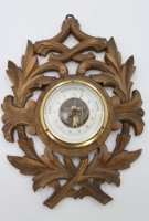 Auktion 344 / Los 16031 <br>Wand-Barometer, Holzgehäuse, älter, 33 x 24,5cm.