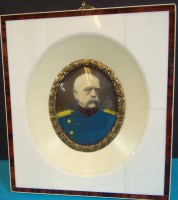 Auktion 340 / Los 4005 <br>Miniatur-Portrait "von Bismarck" auf Elfenbein, RG 10,5x10,5 cm