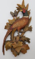 Los 15030 <br>Wand-Dekoration, Fasan, Holz, teilw. farbig, gemarkt, Handarbeit, 46 x 21,5cm.