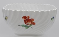 Los 8057 <br>Schale, Nymphenburg, florale Bemalung, H-11cm D-21cm.