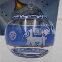 Los 10004 <br>Jahreskugel, Rosenthal Classic, 1995, orig. Karton, ca. D-8cm.