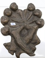 Auktion 340 / Los 15046 <br>Wandrelief, Kinderreigen, Bronze, wohl christlich, 15 x 11,5cm.