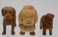 Los 15051 <br>3x Hundefiguren, Holzarbeit, ca. H-8,2cm.
