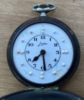 Los 2038 <br>geschwärzte Metall-Blinden-Taschenuhr "Junghans", Savonette, Werk steht