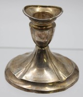 Auktion 340 / Los 11038 <br>Leuchter, Sterling, Copenhagen, 1939, gefüllter Stand, div. Druckstellen u. Altersspuren, ca. 209gr., H-10cm.