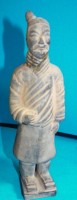 Auktion 500014<br>chines. Ton-Krieger, Kopf geklebt, H-25 cm