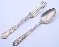 Auktion 500014 / Los  <br>2x alte versilberte Besteckteile, unterschiedlich