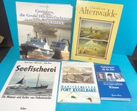 Auktion 500014 / Los  <br>12 Bücher über Cuxhaven und umzu, tw. neuwertig, 3x PP
