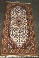 Auktion 340 / Los 13014 <br>kl. Orient-Läufer, ca. 70x140  cm