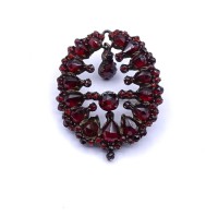 Los 1048 <br>Antike Granat Brosche, Böhmen um 1890, 29x23mm