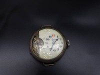 Auktion 341 / Los 2018 <br>kleine Taschenuhr tragbar als Armbanduhr der Marke Globo, Uhrwerk  Levees Visibles Spiral Breguet läuft nicht