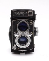 Auktion 341 / Los 16007 <br>Kamera Yashica Mat 124 3D Modell , Funktion nicht geprüft
