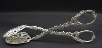 Los 11026 <br>Gebäckzange aus Silber im Rosenmuster (geprüft) , L. 16cm , 44,5 g