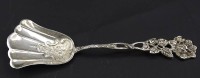 Los 11030 <br>Dessertlöffel Hildesheimer Rose in Silber, 0,835 Punziert , L. 11,2 cm , 12,5 g
