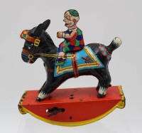 Auktion 341 / Los 12000 <br>Blechspielzeug, älter, GAMA, Clown auf Pferd,. Schlüsselwerk defekt, H-15,5cm B-14,2cm, Altersspuren