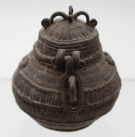 Los 15520 <br>Deckelgefäss ?, Bronze,  China?, H-10cm