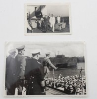 Los 7037 <br>2x orig. Fotografien, A.Hitler und Dr. Goebels, je verso beschriftet