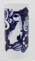 Auktion 341 / Los 8044 <br>Vase, Rosenthal studio-linie, Vogeldekor, wohl Björn Wiinblad, H-22,5cm.