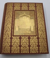 Los 3013 <br>Herzig, Max (Hrsg.), Deutsche Gedenkhalle. Bilder aus der Vaterländischen Geschichte, zahlreiche Grafiken, polychrom gestalteter Buchschmuck mit Goldstaffage, Deckel mit goldenem Eichenlaubdekor, F. A. Brockhaus, Leipzig, o.J.