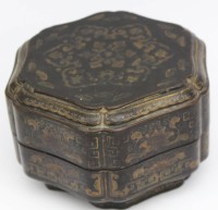 Los 15542 <br>antike chines. Lackldose mit Goldmalerei, 18/19? Jhd., H-10 cm, D-16 cm