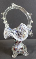 Los 10045 <br>Glaskorb mit bunten Einschmelzungen, H-28 cm