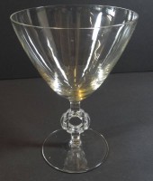 gr. Weinglas "Lalique" France, in Boden Ritzsignature, H-14 cm, D-oben 10 cm